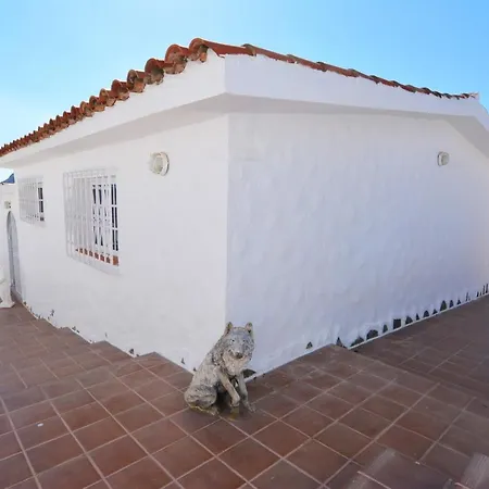 Tenerife Chalet Chayofa Carmela With Common Pool Дом отдыха Плая-де-лас-Америкас