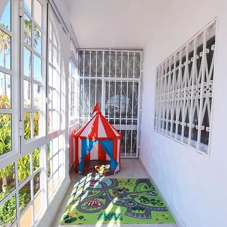 Дом отдыха Tenerife Chalet Chayofa Carmela With Common Pool