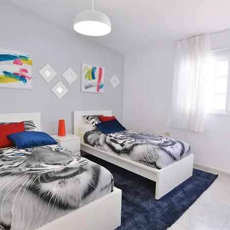 Tenerife Chalet Chayofa Carmela With Common Pool Плая-де-лас-Америкас