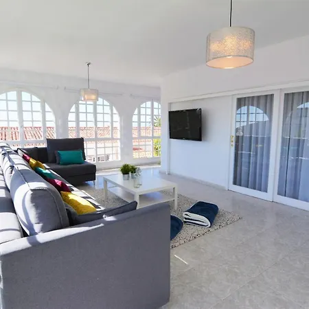 Tenerife Chalet Chayofa Carmela With Common Pool Дом отдыха
