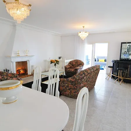 Tenerife Chalet Chayofa Carmela With Common Pool Плая-де-лас-Америкас
