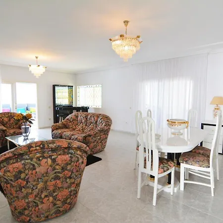 Дом отдыха Tenerife Chalet Chayofa Carmela With Common Pool